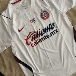 New Chivas Away