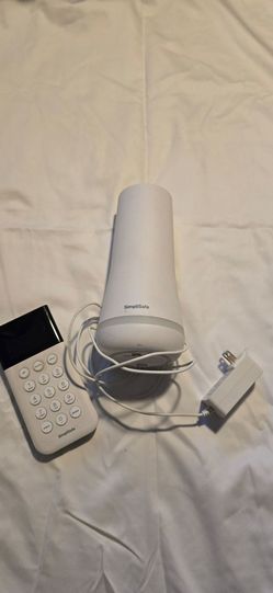 SimpliSafe Home Security Base Station and Keypad