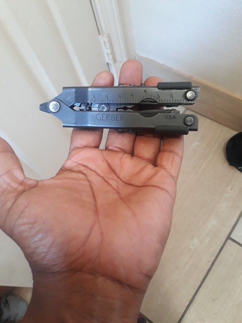Gerber 10 In One Plyers