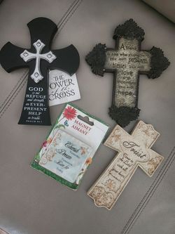 3 Decorative Crosses 1 magnet