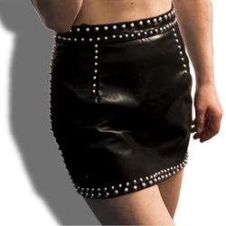 Women’s Faux Leather Mini skirt size 6