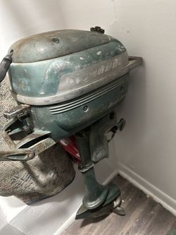 Vintage Johnson Outboard Boat Motor - Antique 2-Stroke - Estate Find
