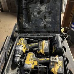 DeWALT Drill Set