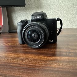 Canon m50