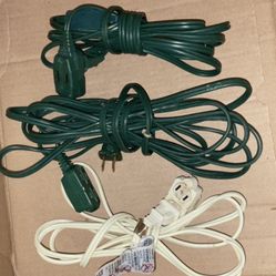 EXTENSION CORD 6 and 9  feet take all for $6 FIRM PRICE 