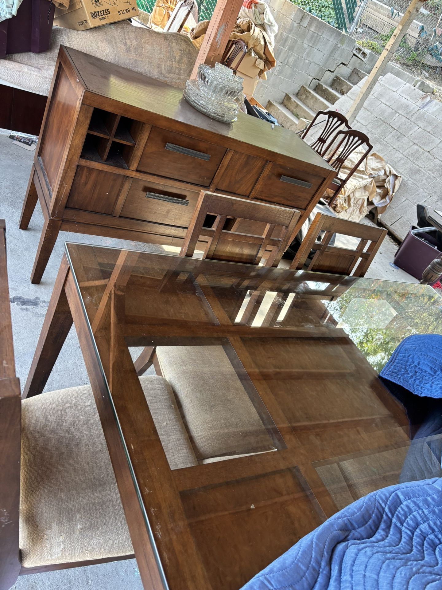 modern dining table and buffet 