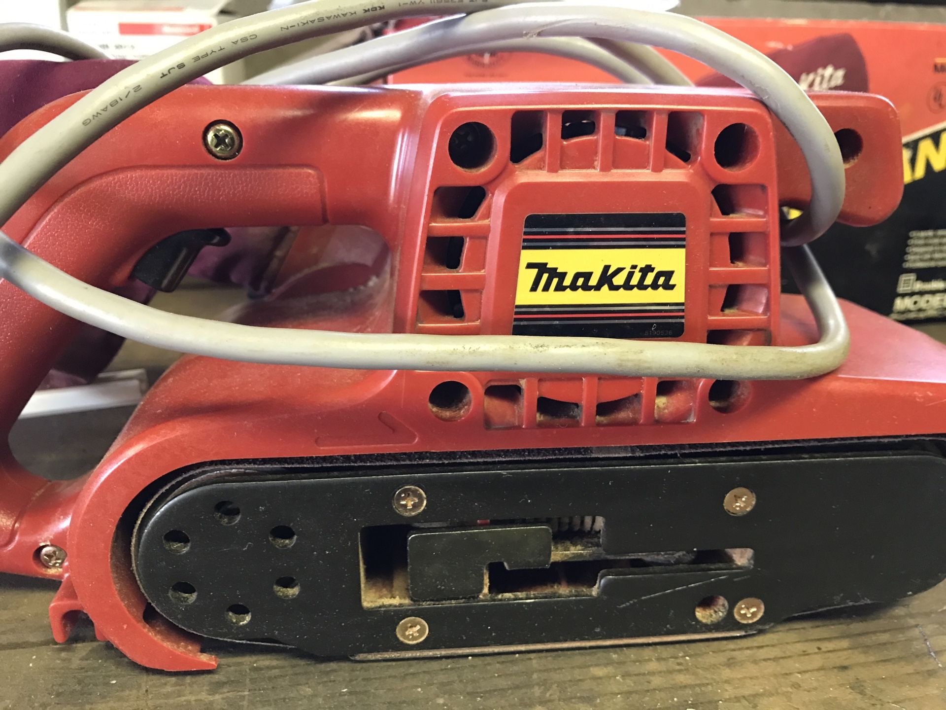 Makita M992 3x21 Belt Sander for Sale in Toms River, NJ OfferUp