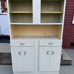 Vintage Metal Kitchen Cabinet - Marietta, Pa Pick Up