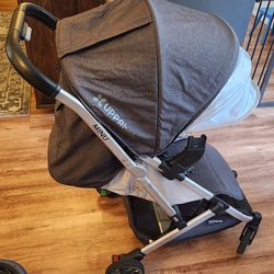 Uppababy full set: stroller, bassinet, car seat & base, travel bag