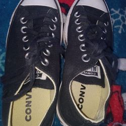 3 Pairs Of Kids Sneakers Sizes 3-5