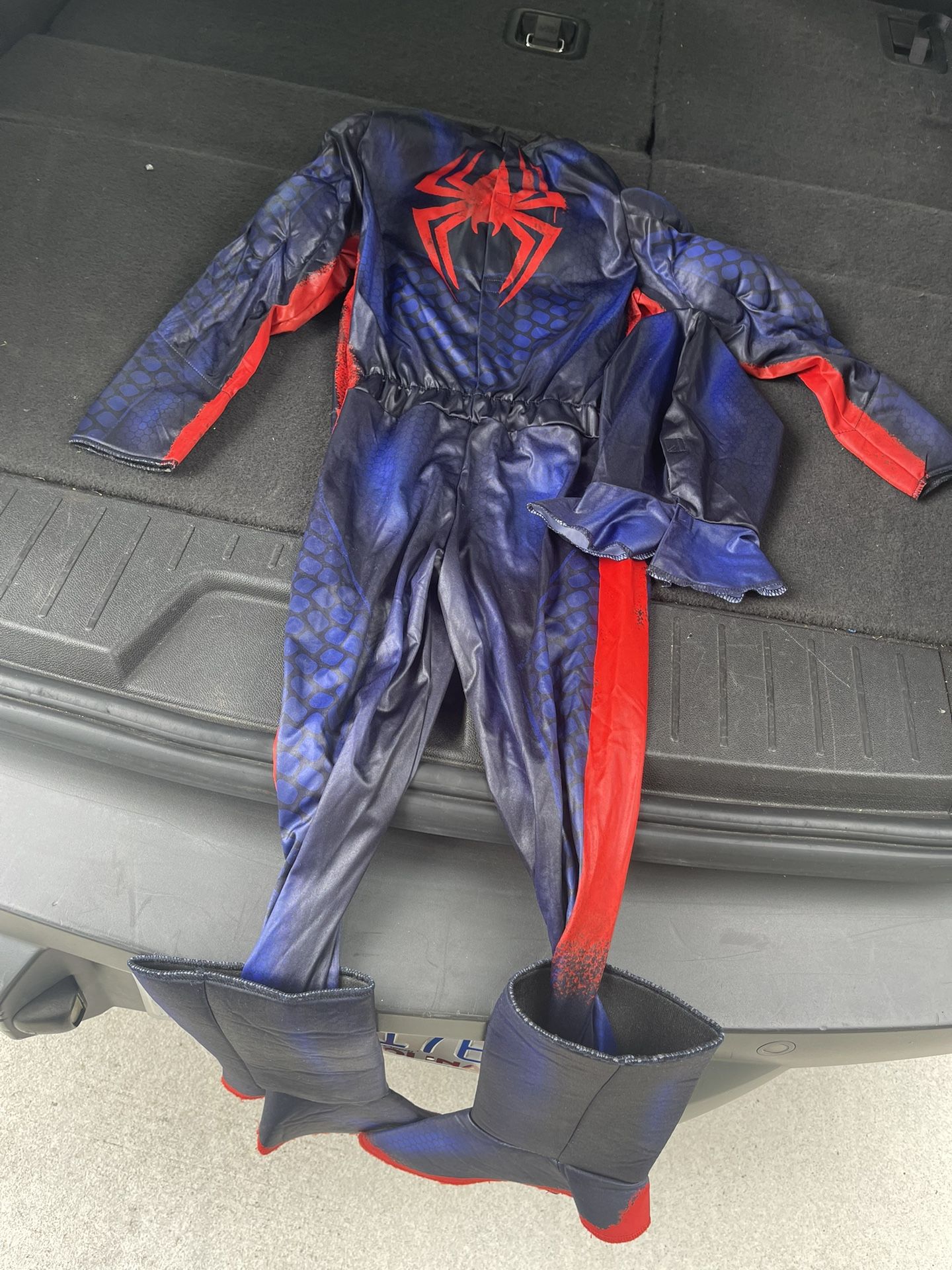 Medium Spider-Man costume