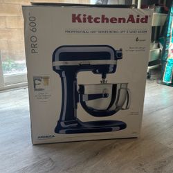 KitchenAid Professional 600 Series 6-Quart Stand Mixer - NEW