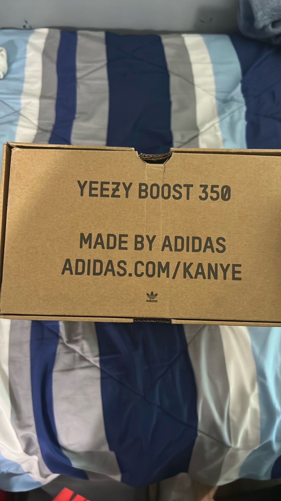 yeezy boost 350 bred’