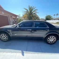 2008 Chrysler 300C With V8/Hemi