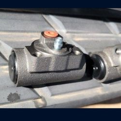 1997 chevy Cheyenne wheel brake cylinders  brand new 