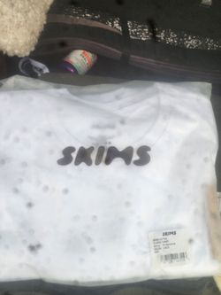 Skims T-shirts