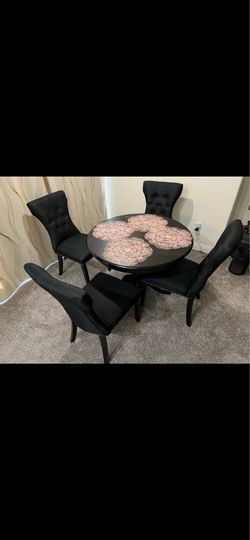 4 Black Dining Chairs Set - Great Condition