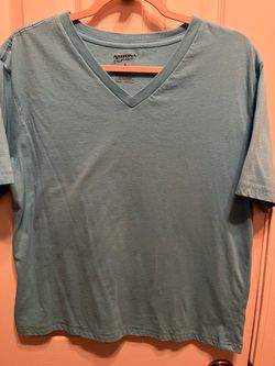 Arizona Jean Co. V-Neck T-Shirt XL