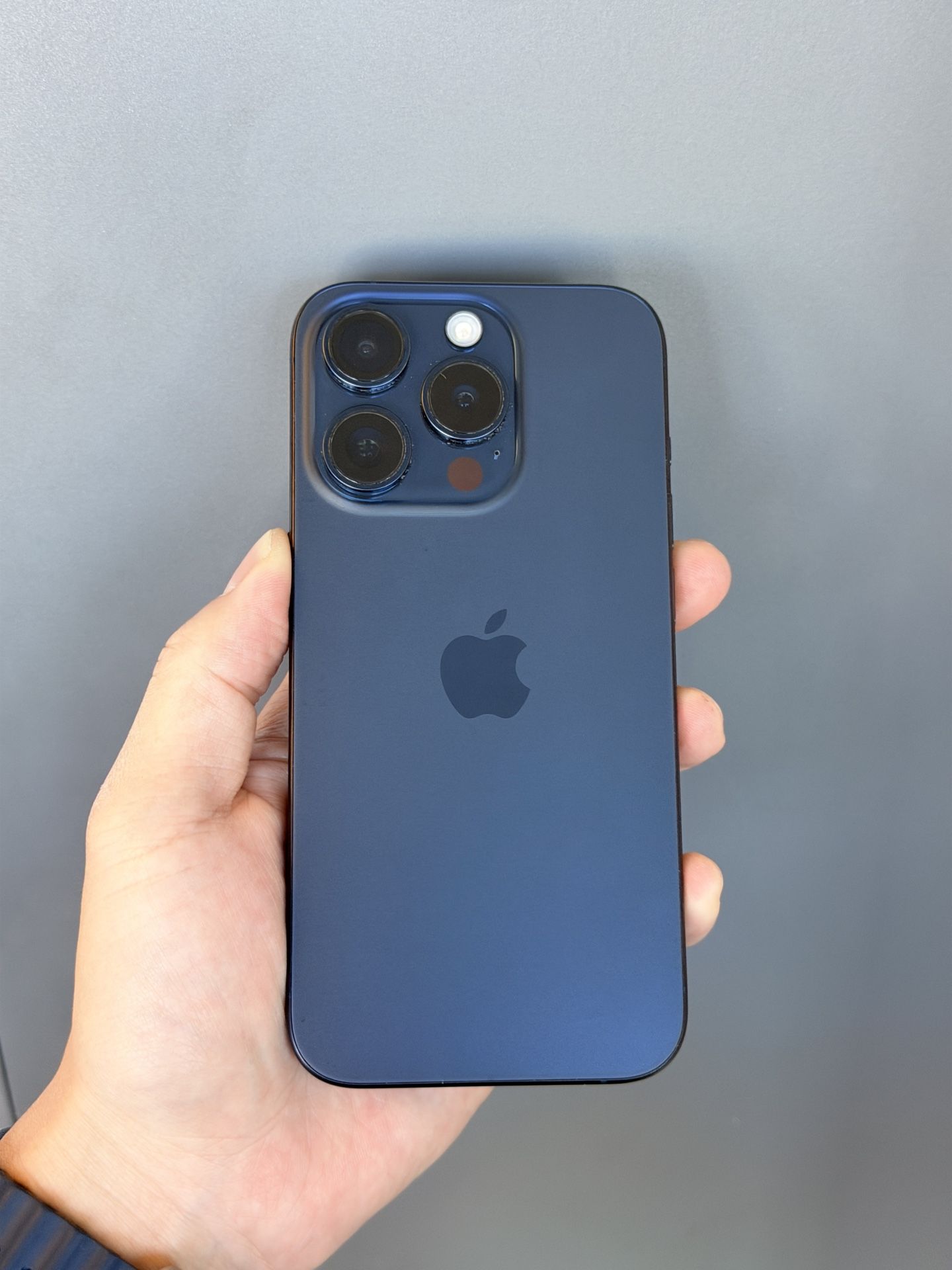 iPhone 15 Pro 256GB Unlocked 