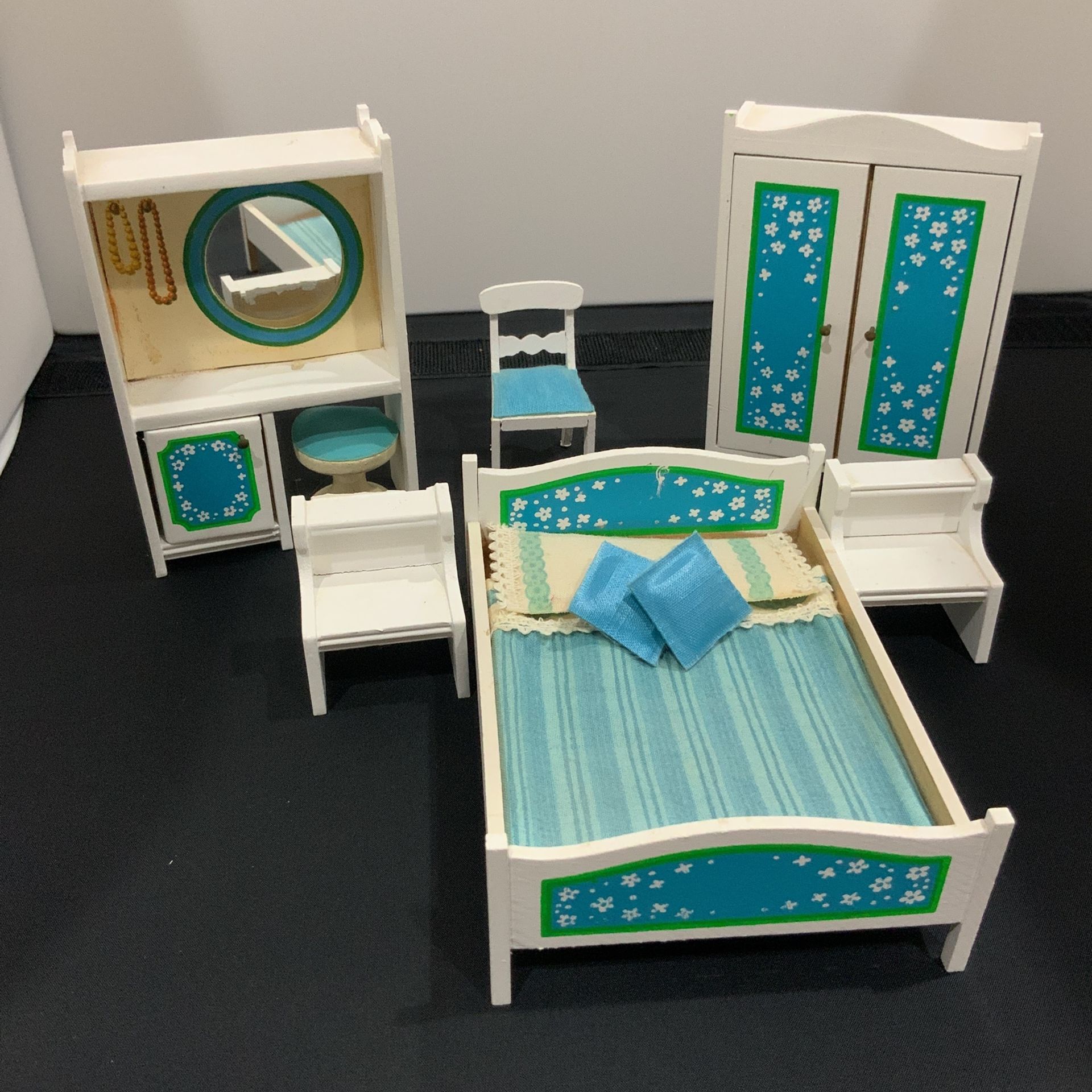 Vintage Lundby Dollhouse Blue Heaven Bedroom Set