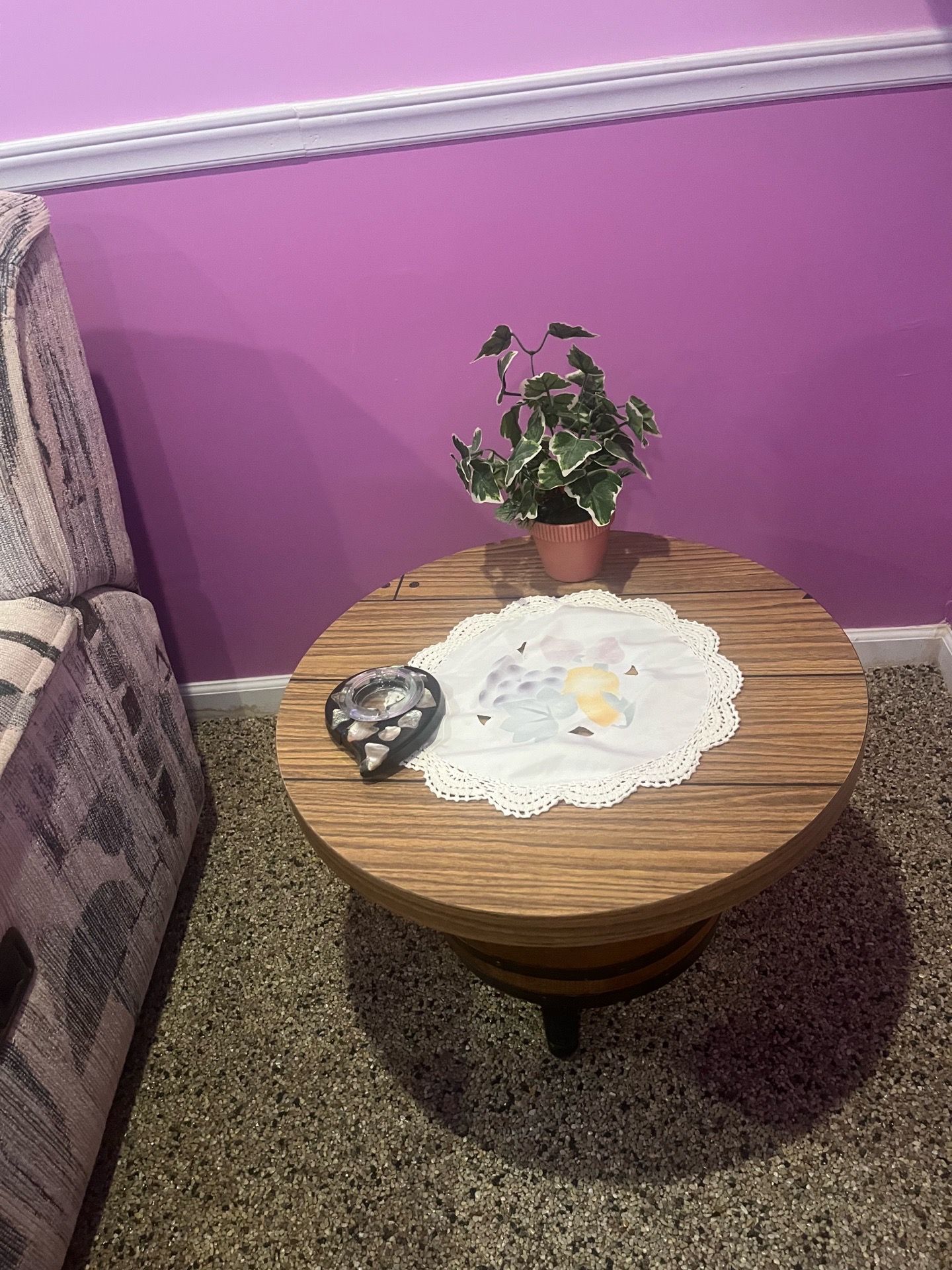 2 barrels end tables and cherry wood with ashtray