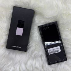 Samsung Galaxy Z Flip 5 Unlocked 