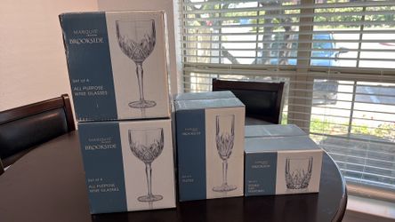 Marquis by Waterford wine glasses/ copas de vino