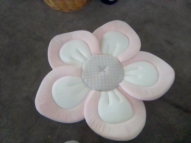 Baby Flower Bath
