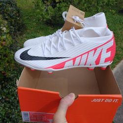 New Nike Superfly 9 Club FG/MG Men Size 11 Soccer Cleats