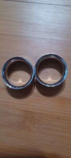 1 & 1/4" Titanium Double Flair Ear Gauges/Plugs.