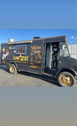 Food Truck FULLY loaded & ready.