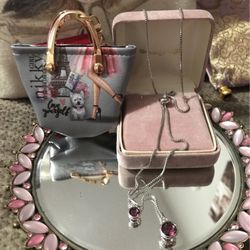 Beautiful ! Silver Amethyst Purple Stone Necklace 