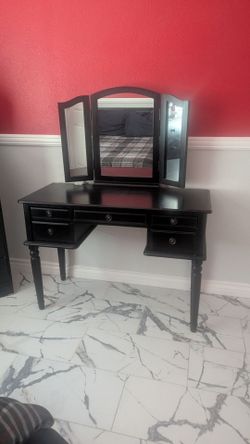 Black Vanity