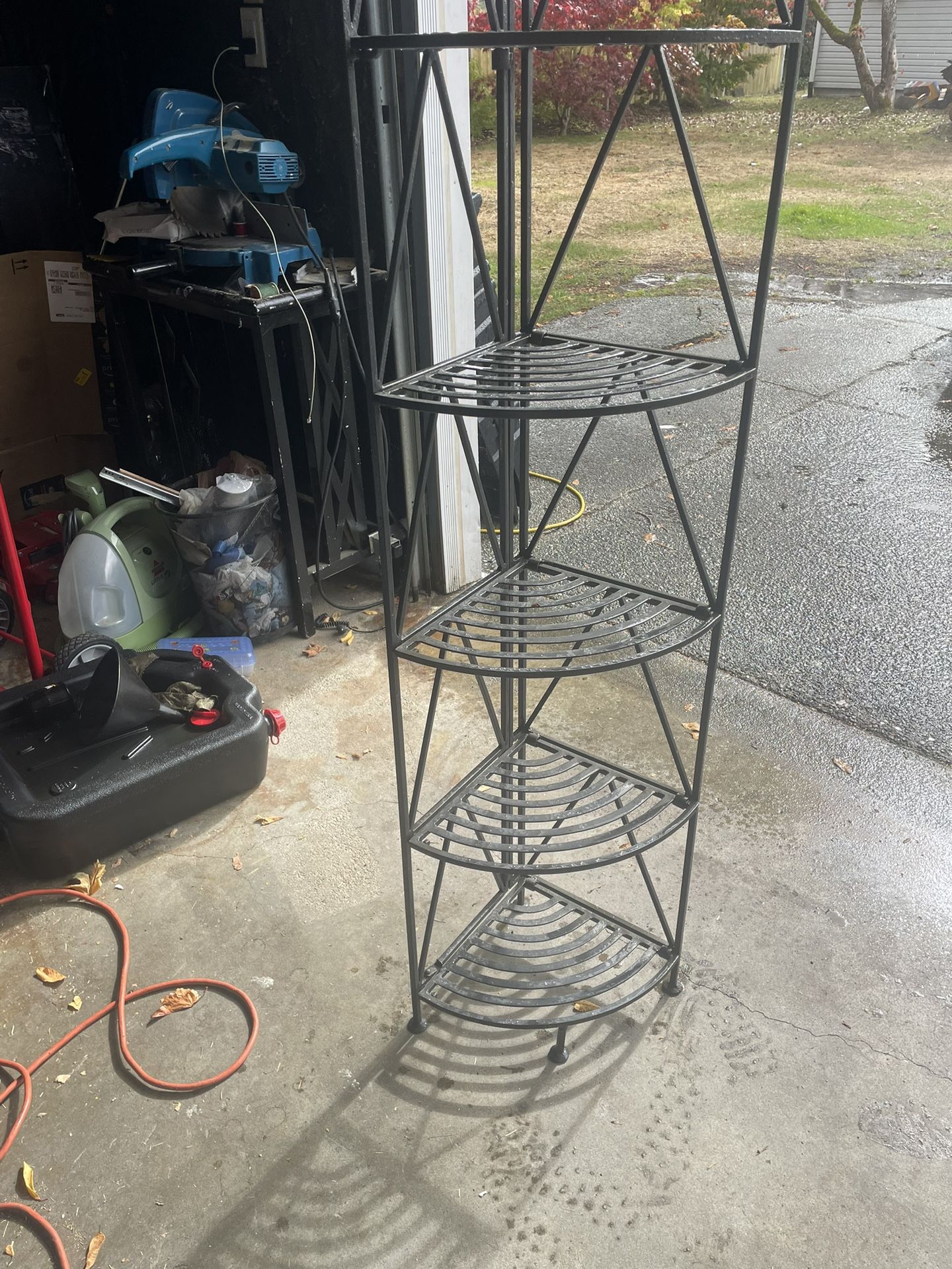 Nice Metal 6- Tier Corner Rack with Shelves, Black