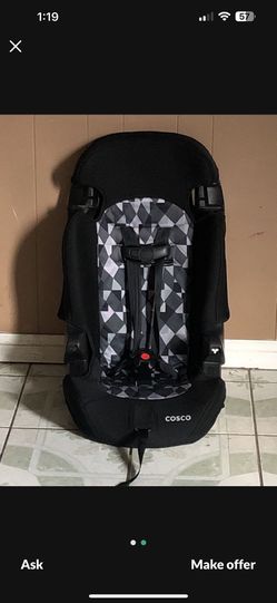 LIKE NEW 2 IN 1 CAR SEAT BOOSTER!!!!