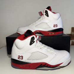 2013 Air Jordan 5 Fire Red Size 10.5 