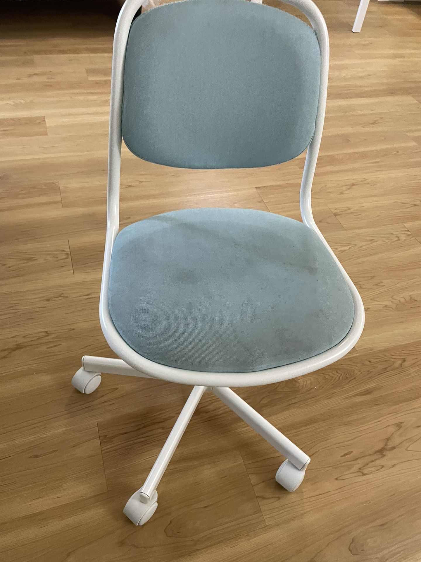 IKEA ORFJALL desk chair for kids