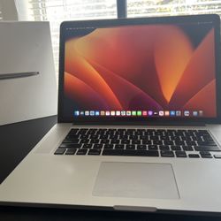 MacBooks Bundle (2015 Pro)(2022 Air) 