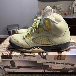 Size 13 Jordan 5 Retro Jade Horizon 2022 SKU DC7501-300 Used