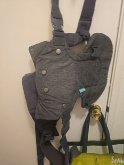 Infantino Flip Advanced 4-in-1 Convertible Carrier, Light Grey