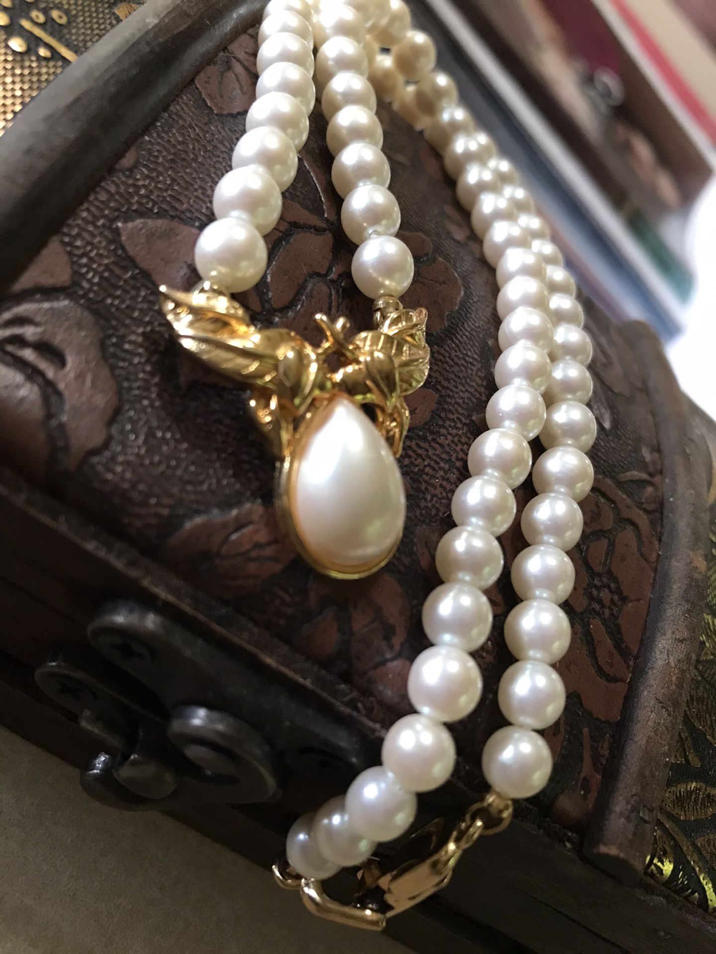 Vintage Pearl Necklace