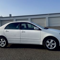 2005 COROLLA CE 