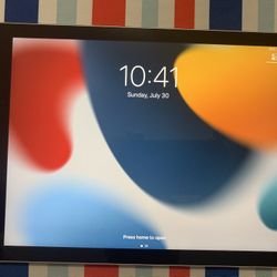 Apple iPad 5th Generation Unlocked Like New!
