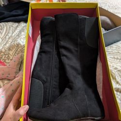 Kenneth Cole Tall Boots 9M