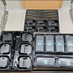 6x SAMCOM FPCN30A Two Way Radios Long Range 5 Watts Walkie Talkies for Black