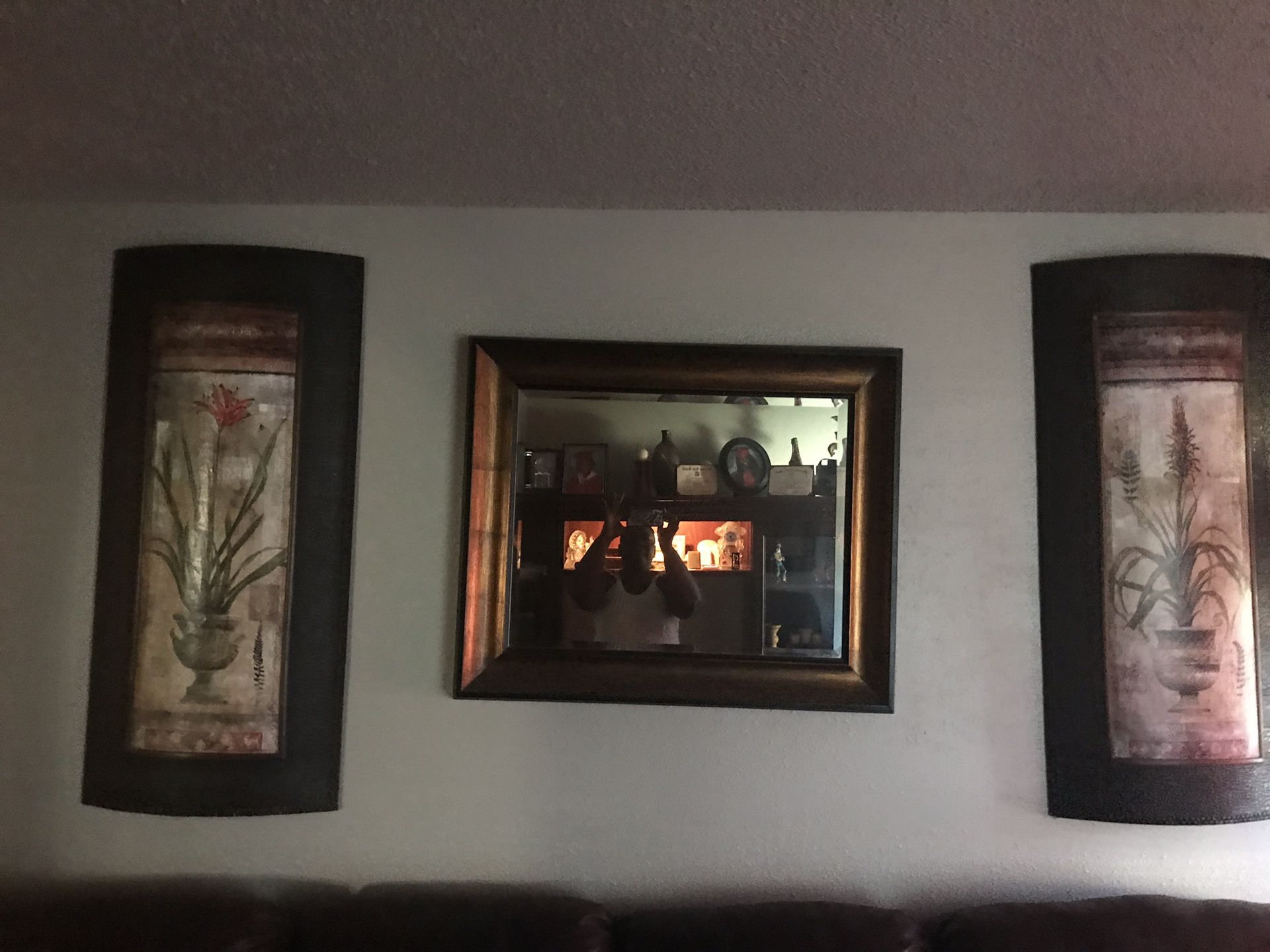 Mirror and and wall art set