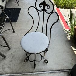 Vanity Chair 