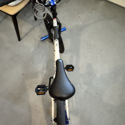 "20 Boys Kent Ambush Bike