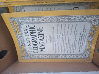 Vintage lot of national geographic