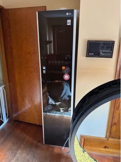 LG Styler Clothing Steamer/Cleaner
